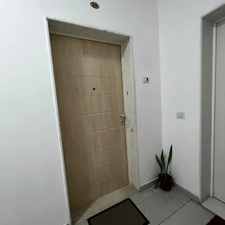 Sindi's Daily Durrës